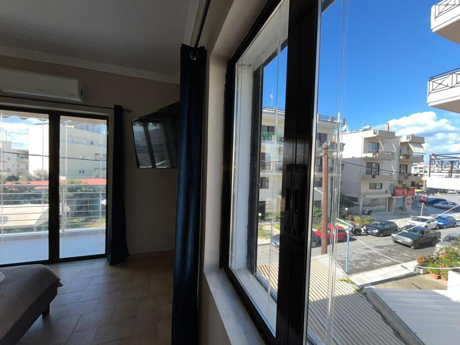 Modern Central Αpt 500M From The Beach. Chania  Exterior photo